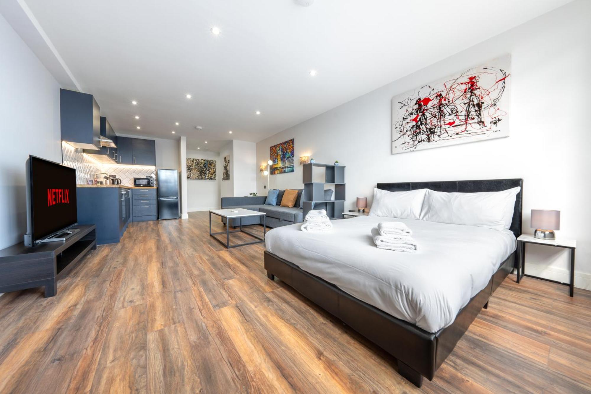 Apartment 8 Apt Whole Building - Zone 2 *