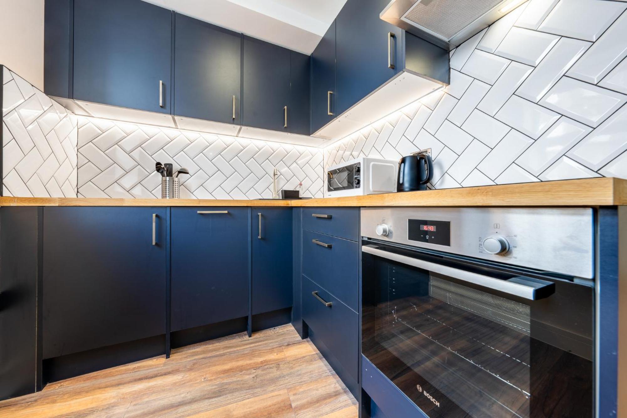 8 Apt Whole Building - Zone 2 Appartamento *