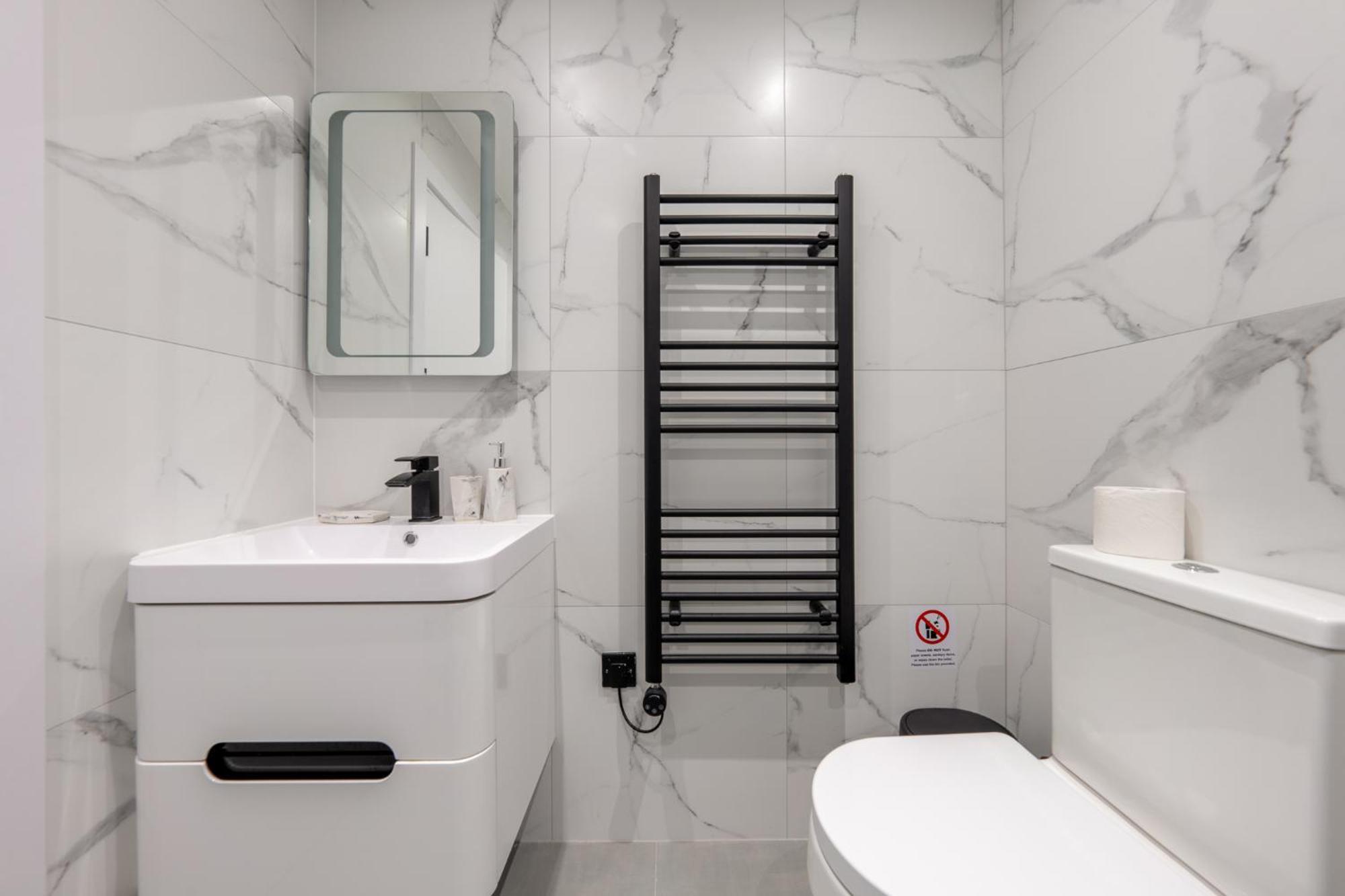 8 Apt Whole Building - Zone 2 Appartamento Londra